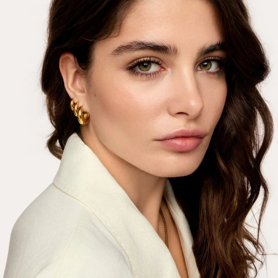 Aretes Clásico 12MM Bañado en Oro 18k